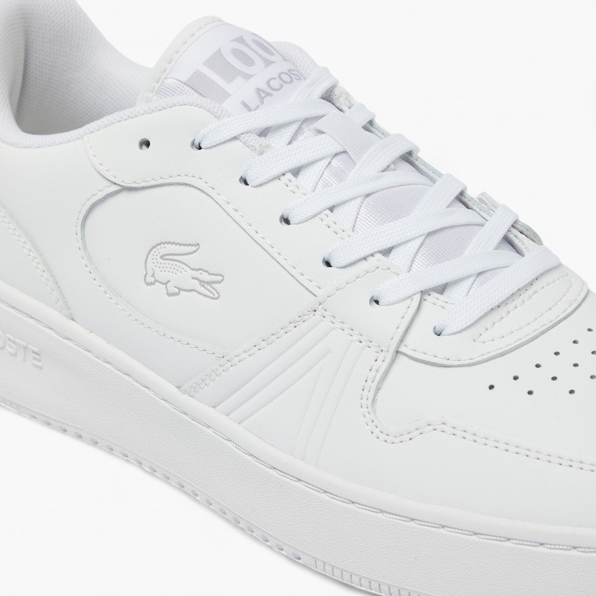 L001 Sneakers