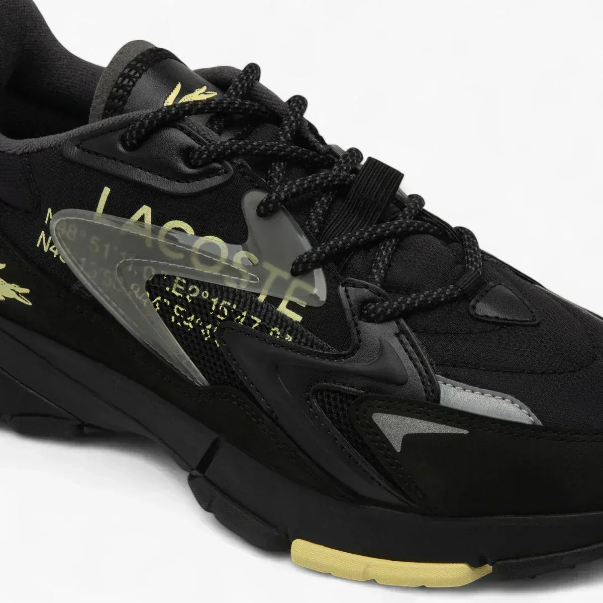 L003 Neo Tech Sneakers