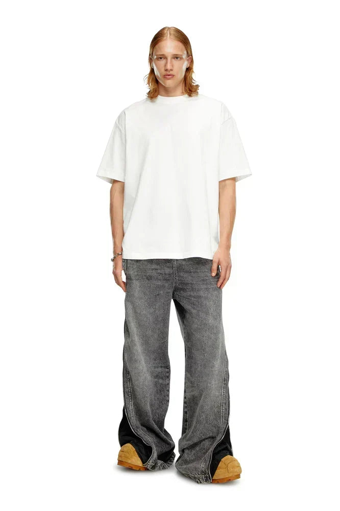 T-shirt with maxi oval D embroidery