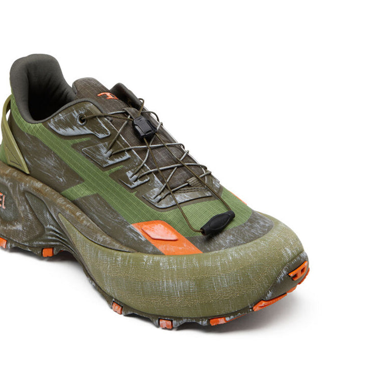 Diesel D-Cage Runner