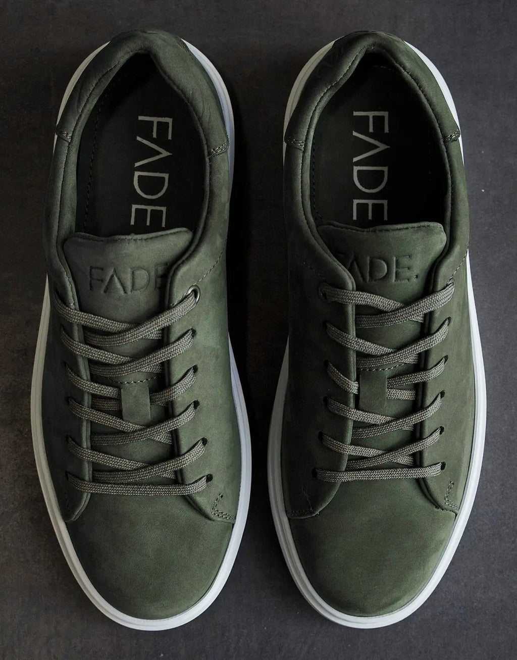 Fade Essential Green Sneakers - view 4