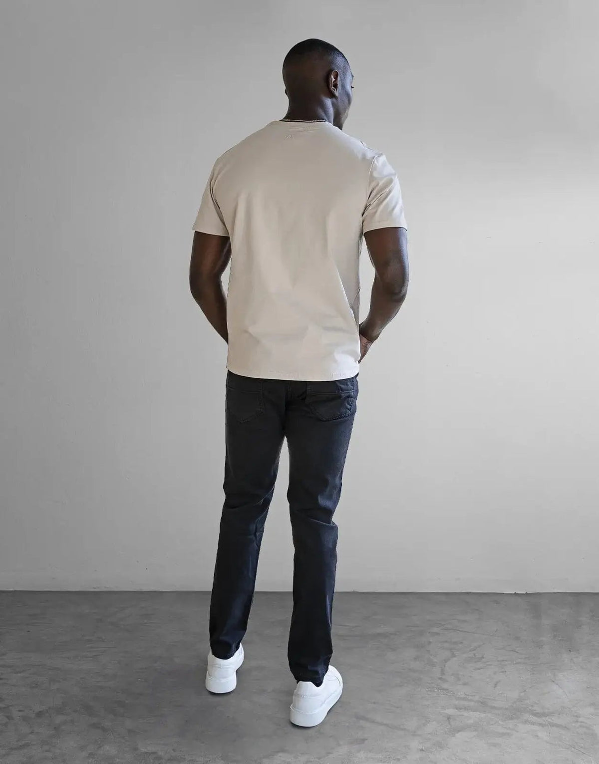 Fade Iconic Badge Stone T-Shirt - view 4