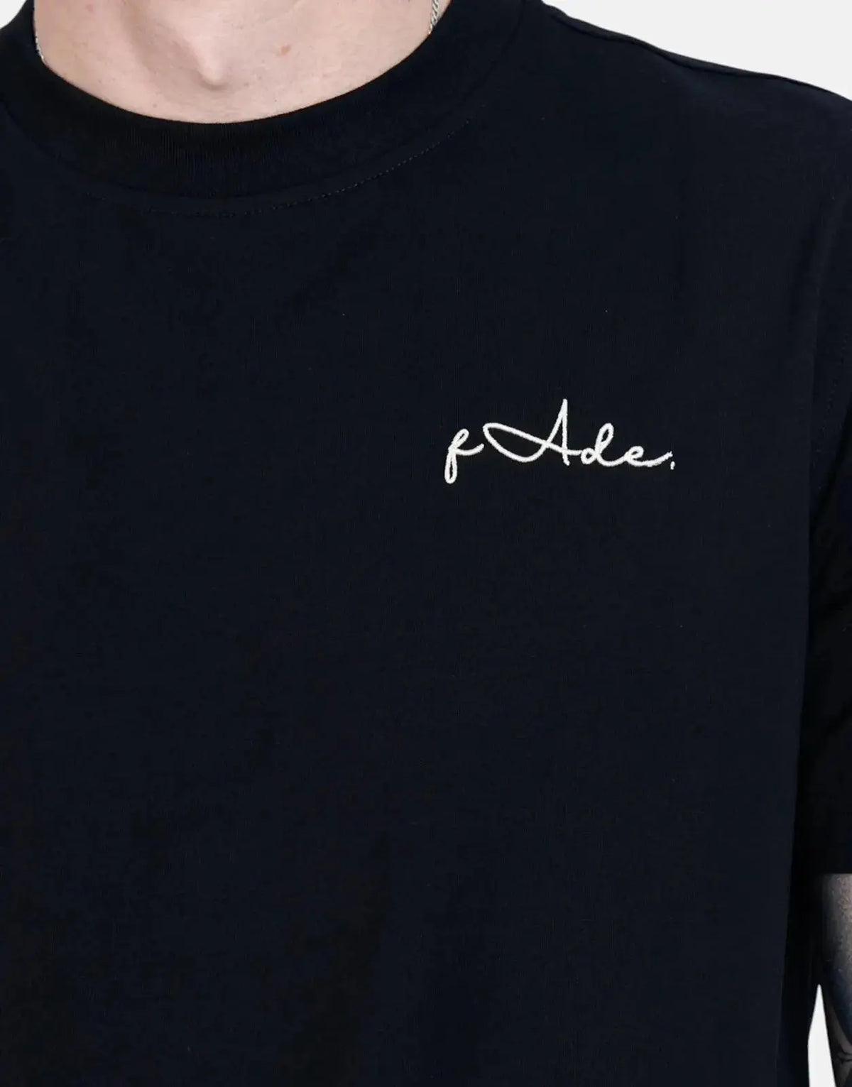 Fade Signature Slim Black T-Shirt - view 3