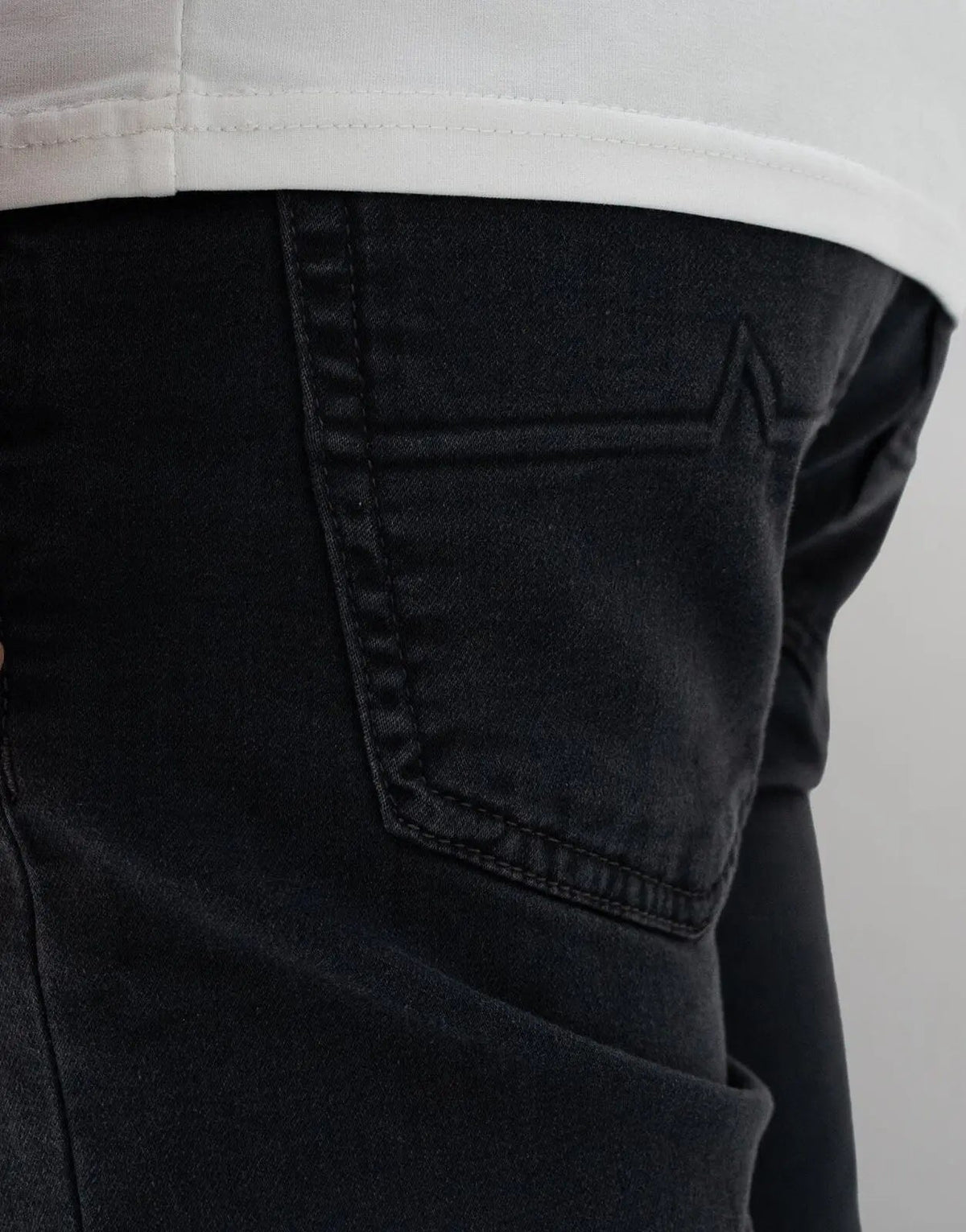 Fade Iconic Carbon Charcoal Jeans - view 3