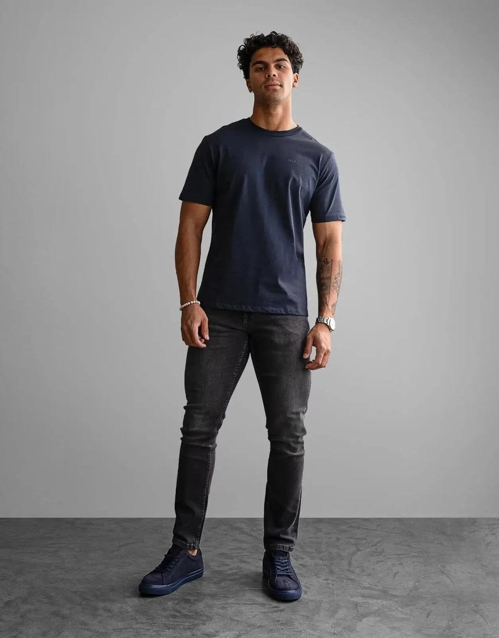 Fade Essential Navy T-Shirt - view 4