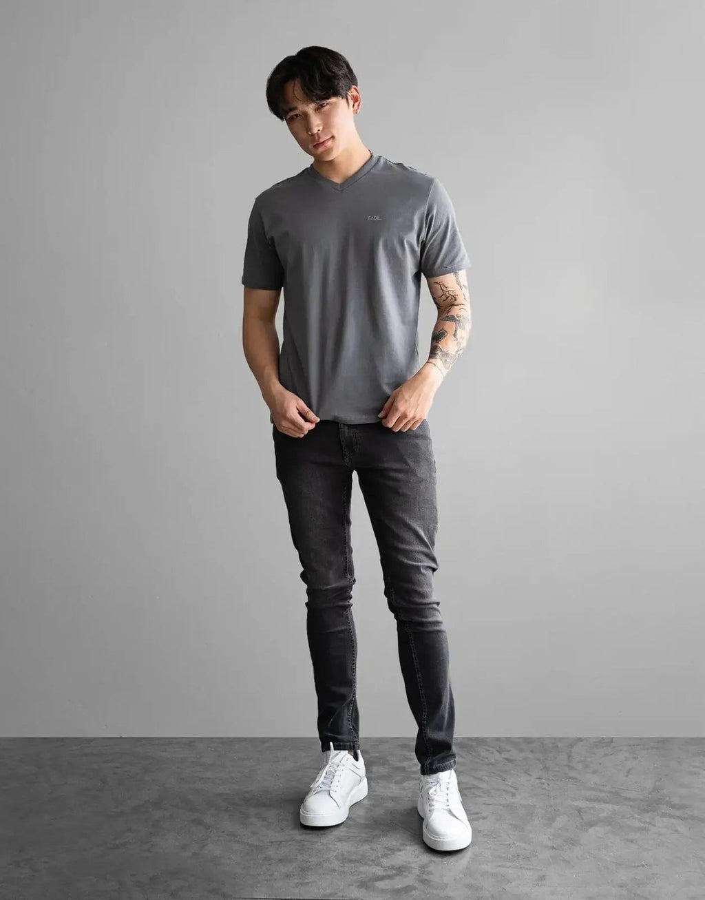 Fade Essential V-Neck Grey T-Shirt - view 4