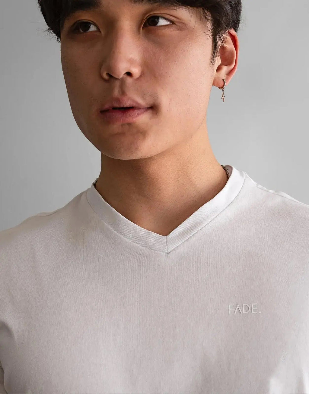Fade Essential V-Neck White T-Shirt - view 3