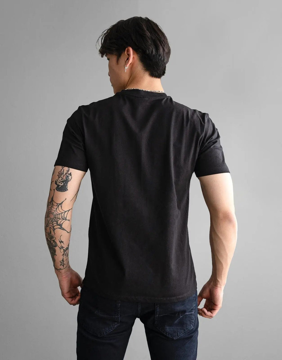 Fade Icon V-Neck Black T-Shirt - view 2
