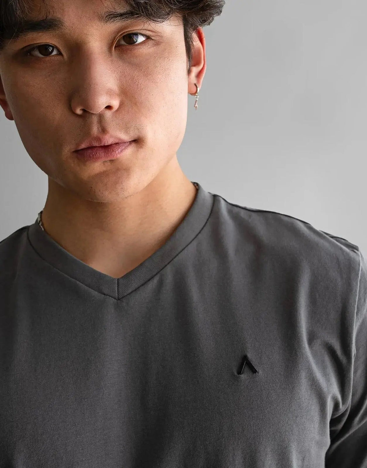 Fade Icon V-Neck Grey T-Shirt - view 3