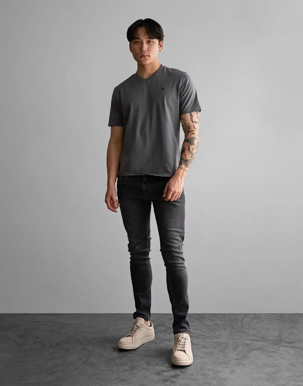 Fade Icon V-Neck Grey T-Shirt - view 4