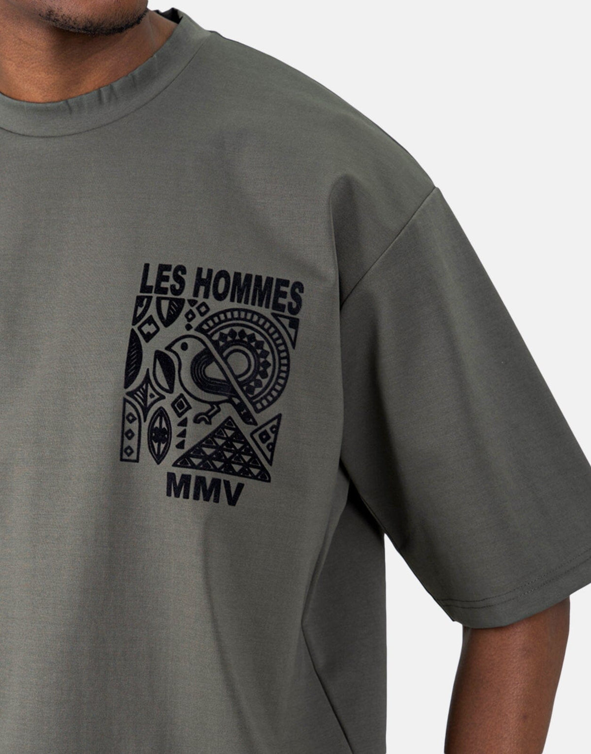Les Hommes Flock Logo Mil Green T-Shirt - view 4