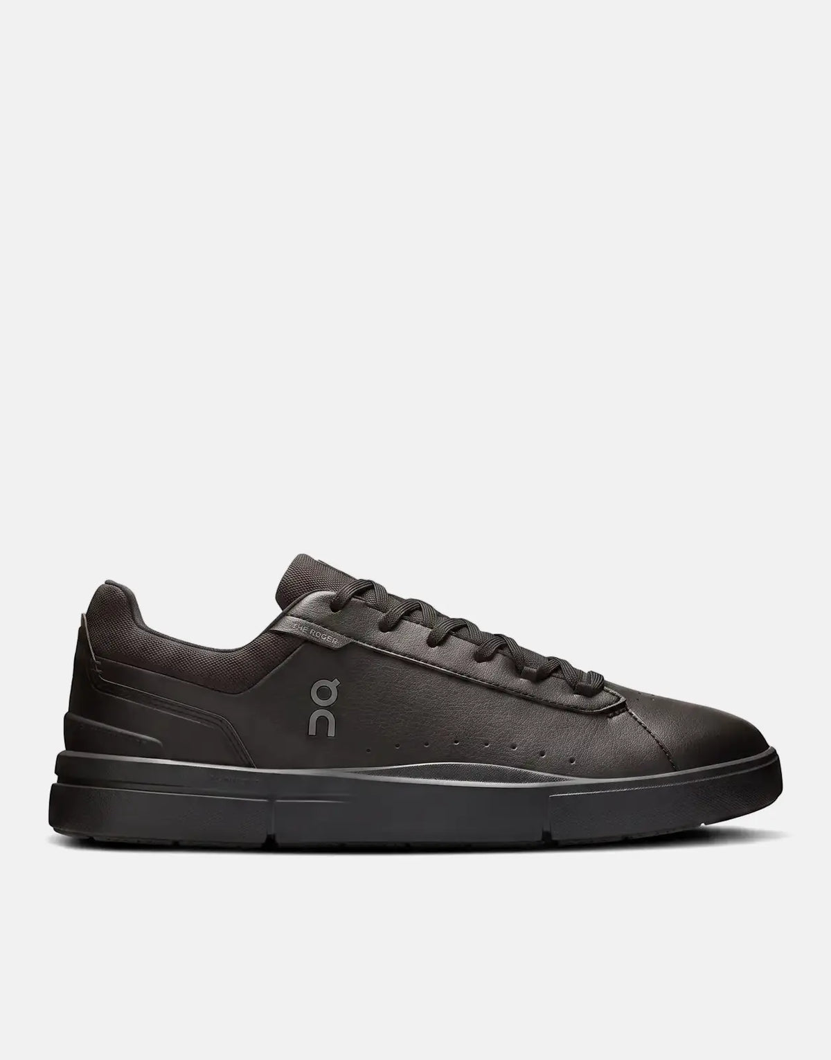 On Men's Roger Advantage Black Sneaker