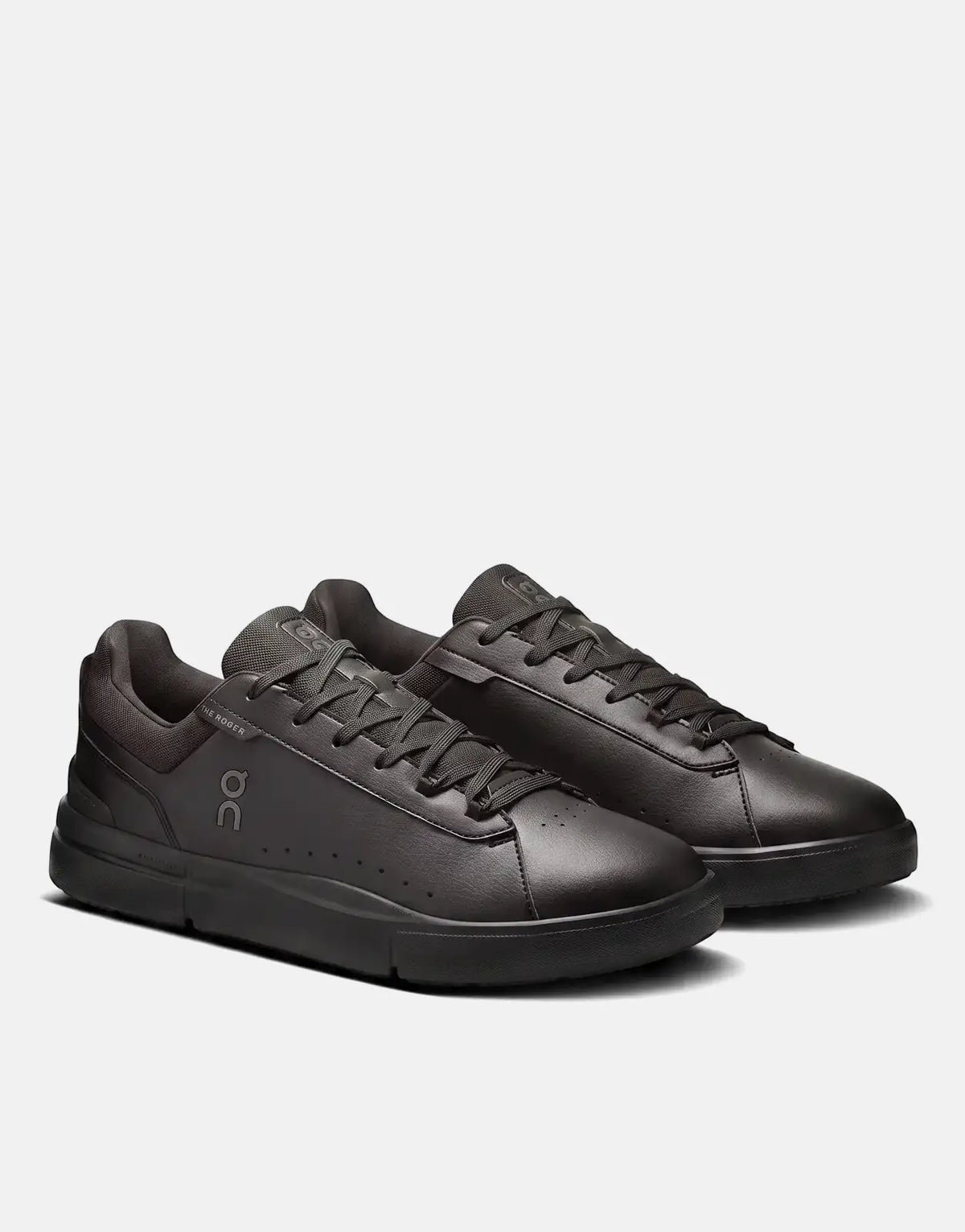 On Men's Roger Advantage Black Sneaker - view 2