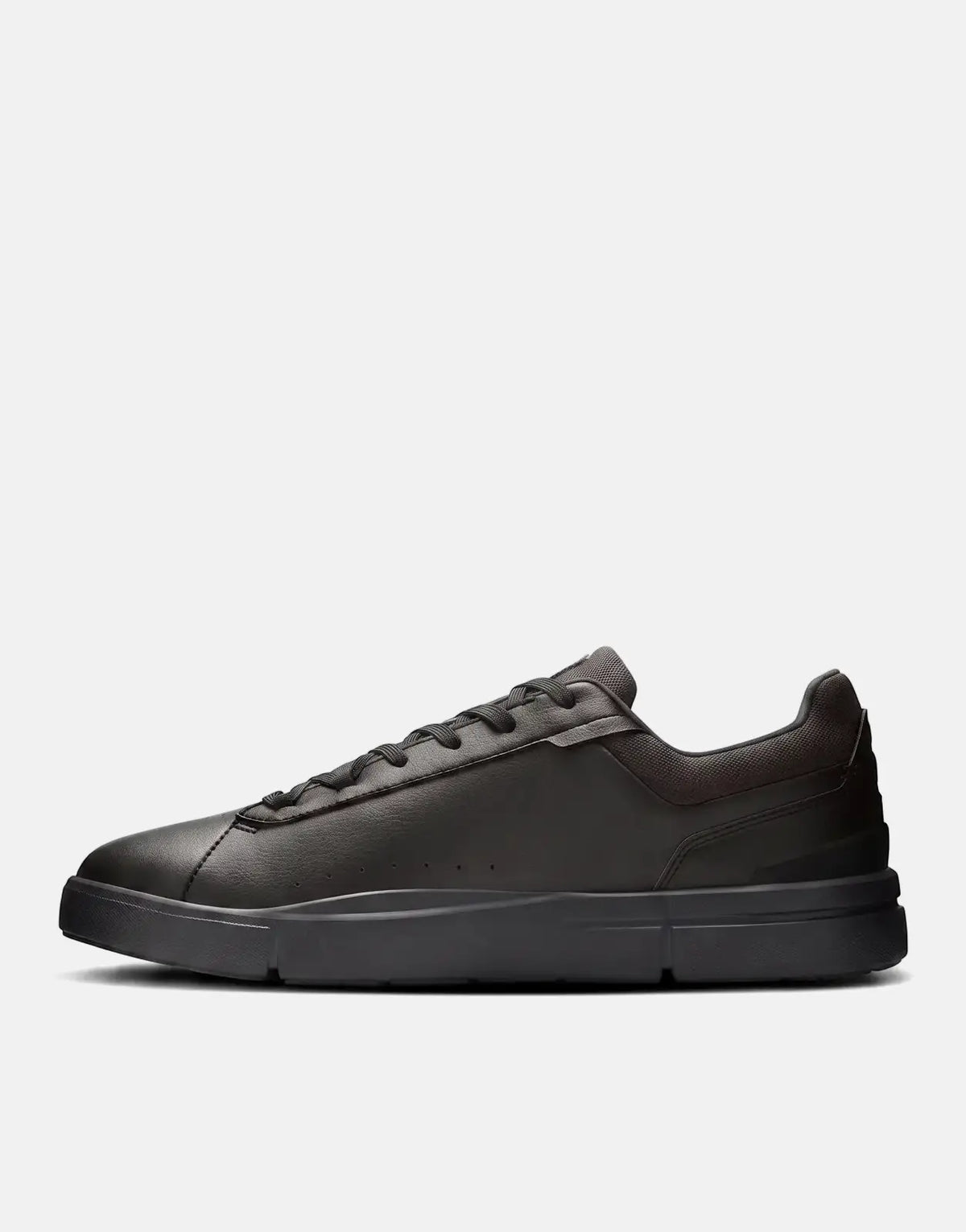 On Men's Roger Advantage Black Sneaker - view 5