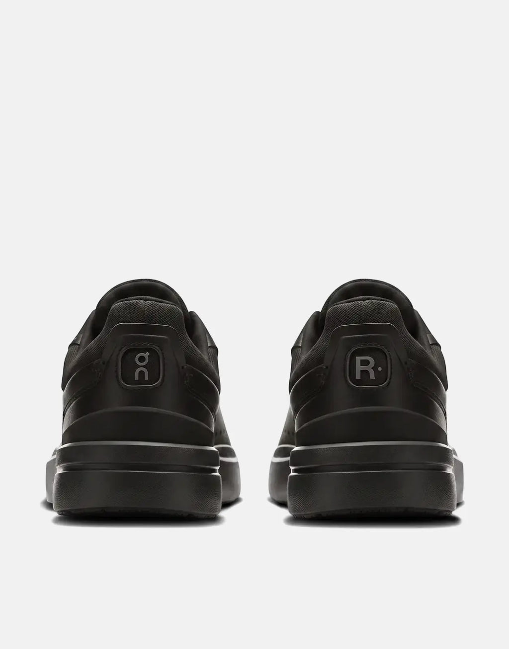On Men's Roger Advantage Black Sneaker - view 6