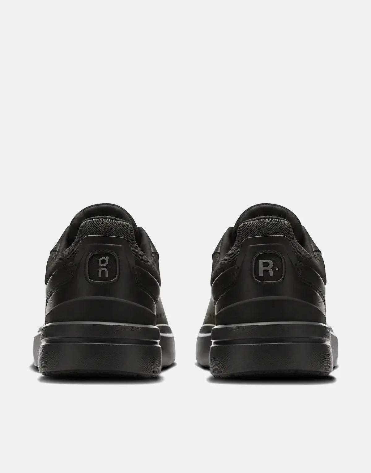 On Men's Roger Advantage Black Sneaker - view 6